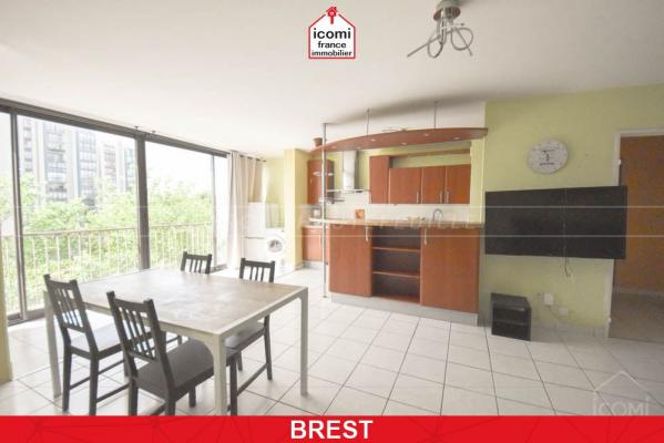 FINISTERE - Brest (29200) - A VENDRE  SECTEUR FAC - APPARTEMENT T6  - 117 M2 - 5 CHAMBRES - DPE C - DALLE BETON - CAVE - PARKING - CHAUFFAGE COLLECTIF URBAIN - ASCENSEUR - COLOCATION AUTORISEE