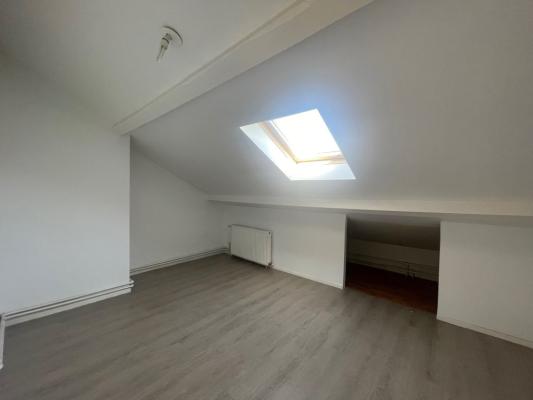 Appartement à vendre avec 5 pièces à Saint-Étienne