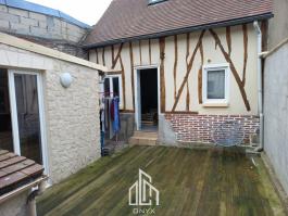 MAISON DE 80M² SITUE A BRESLES