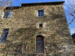 Grande maison de campagne avec gîtes avec des belles vues