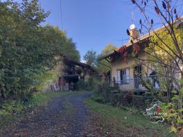 Corps de ferme avec dépendances à la campagne St Etienne-de-