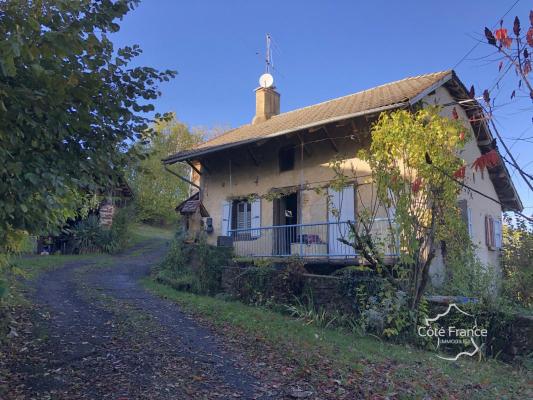 Corps de ferme avec dépendances à la campagne St Etienne-de-