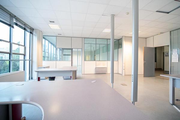 Immeuble de bureaux - 3 804 m² - Amiens (80)