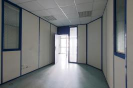 Immeuble de bureaux et parkings - 620 m² - Château-Thierry (02)