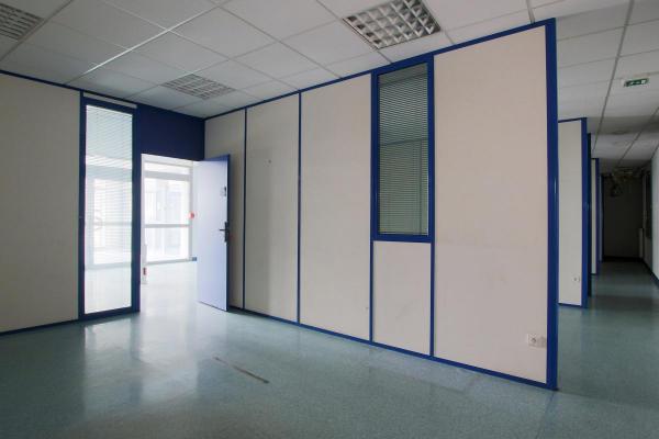 Immeuble de bureaux et parkings - 620 m² - Château-Thierry (02)