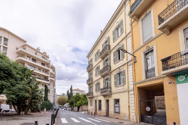 Immeuble - 844 m² - Cannes (06)