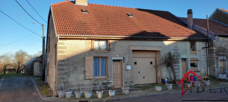 Jolie maison en pierres trois chambres