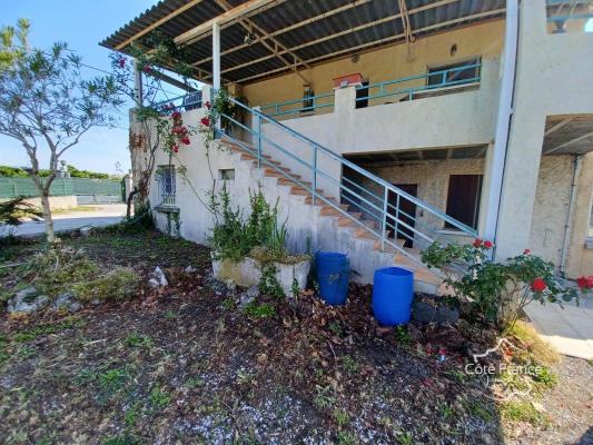 Maison de 270 m2 sur deux niveaux pour deux habitations poss