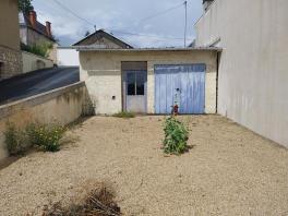 Belle maison de ville avec vue