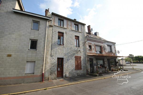 GIVET Maison d'habitation sur 3 niveaux, proche des commerce