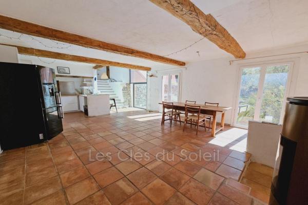 MEOUNES- LES-MONTRIEUX,  MAISON  DE 143 M²  type 6 SUR  PLUS