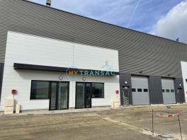 A LOUER 220m², 392m² et 512m² DE LOCAUX D'ACTIVITÉS NEUFS - HIGHLANDS PARK Savigny-Le-Temple