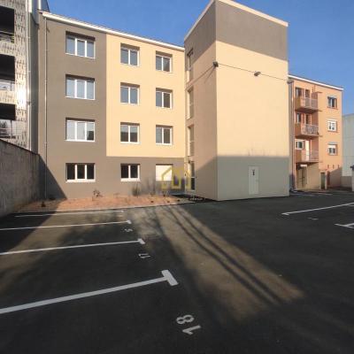 Type III, ANGERS secteur Place Ney, place de parking privati