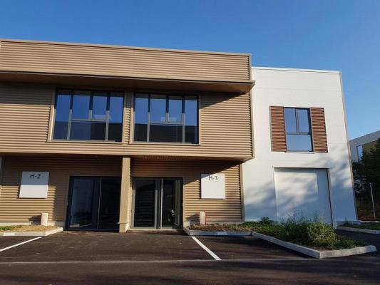 A LOUER à partir de 229m² plusieurs surfaces d'activités et de bureaux neufs situé à Bussy-Saint-Georges