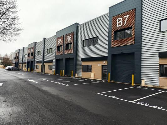 A LOUER à partir de 229m² plusieurs surfaces d'activités et de bureaux neufs situé à Bussy-Saint-Georges