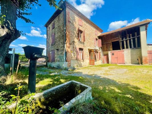 Maison en pierre à rénover !