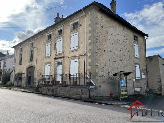 Maison de caractère  de 147 m2 habitables- Terrain 908 m2