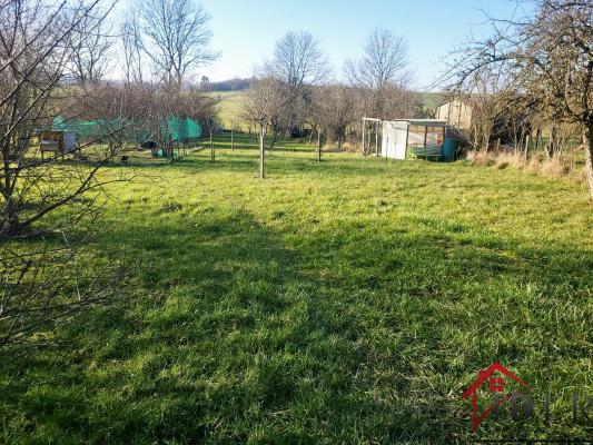 Ancien corps de ferme réaménagé sur un terrain de 2844 m2