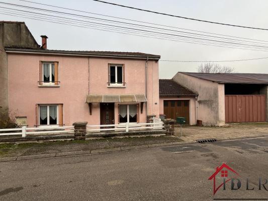 Idéal investisseur maison de village de 131 m2 habitables av