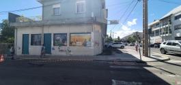 A LOUER LOCAL COMMERCIAL 230M² ST PIERRE CENTRE