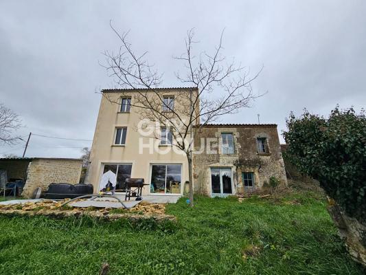 Maison Les Velluire Sur Vendée