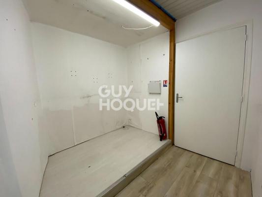 Immeuble : local et appartement