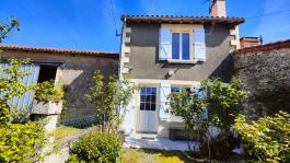 Maison Jousse  80 m2 avec grange attenante