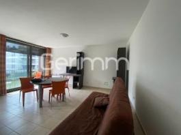 Location - Appartement - 3 pièces + cuisine - 52,27 m² -