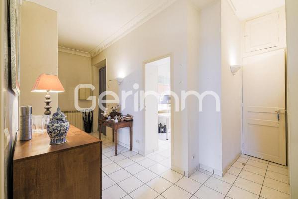 Vente - Appartement - 3 pièces + cuisine - 78 m² - 219 000 € -