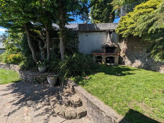 MAISON AVEC JARDIN ET GARAGE CHAMBERY