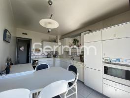 Vente - Appartement - 4 pièces + cuisine - 118,25 m² - 295