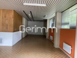 Location - Local professionnel - 118 m² - 10 500 €/an HC HT -