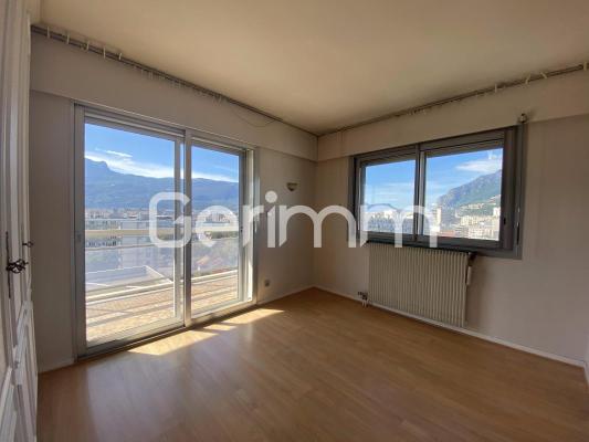 Vente - Appartement - 3 pièces + cuisine - 96 m² - 290 000 € -