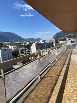 Vente - Appartement - 3 pièces + cuisine - 96 m² - 290 000 € -