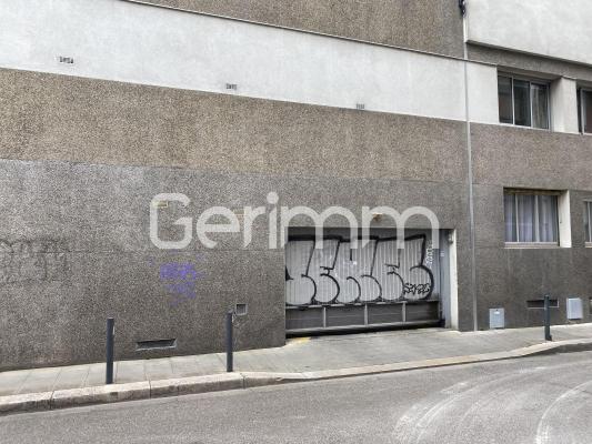 Location - Garage - 12 m² - 121 €/mois C.C - GRENOBLE - 20 RUE