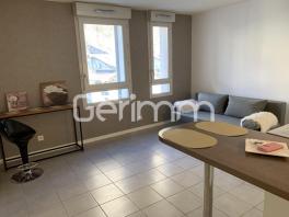 Location - Appartement - Studio - 24,59 m² - 605 €/mois C.C -