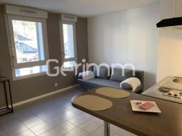 Location - Appartement - Studio - 24,59 m² - 605 €/mois C.C -