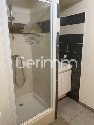 Location - Appartement - Studio - 24,59 m² - 605 €/mois C.C -