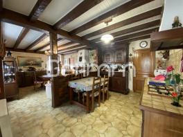 Vente - Maison - 3 pièces + cuisine - 107 m² - 320 000 € -