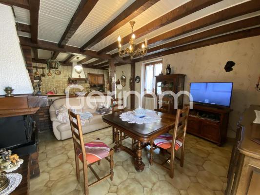 Vente - Maison - 3 pièces + cuisine - 107 m² - 320 000 € -