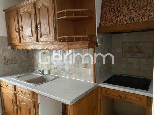 Location - Appartement - 3 pièces + cuisine - 50,30 m² -