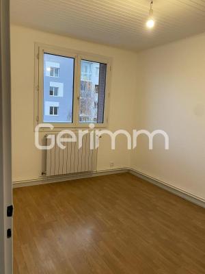 Location - Appartement - 3 pièces + cuisine - 50,30 m² -