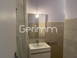 Location - Appartement - 2 pièces + cuisine - 45,66 m² -