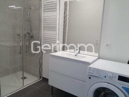 Location - Appartement - 2 pièces + cuisine - 48,40 m² -