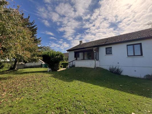 Charmante maison de 90m² avec sous-sol total et terrain arboré, à 20 minutes d'Auxerre !