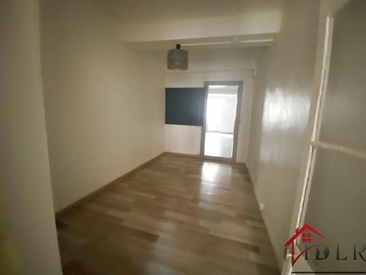 Appartement T4 de 88 m2 en centre-ville, idéal pour une rési