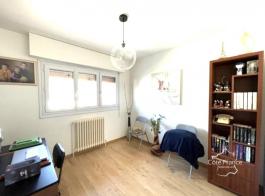 Appartement traversant  5 Pièces de 110m2  sur la commune l