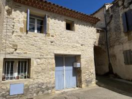 MAISON DE VILLAGE AVEC GARAGE