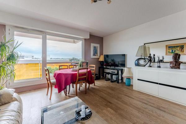 Appartement T3 lumineux avec balcon et vue dégagée