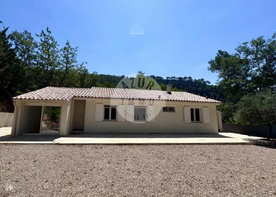 Entrecasteaux - Villa T4 de 112m2 sur terrain de 5200m2